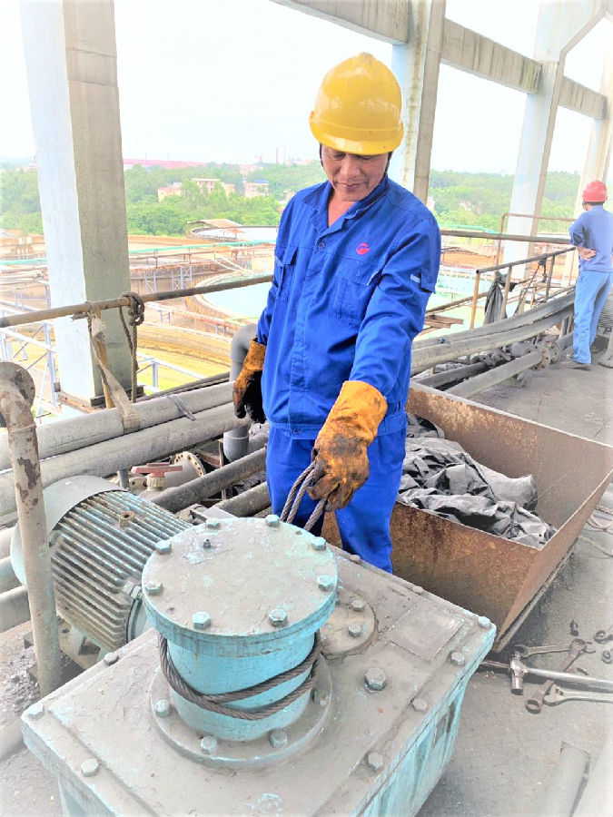 勤勉奮斗創(chuàng)佳績，匠心卓越樹新風